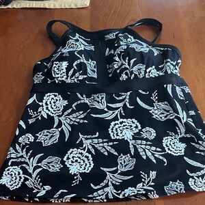 Floral Black and White Women's Top